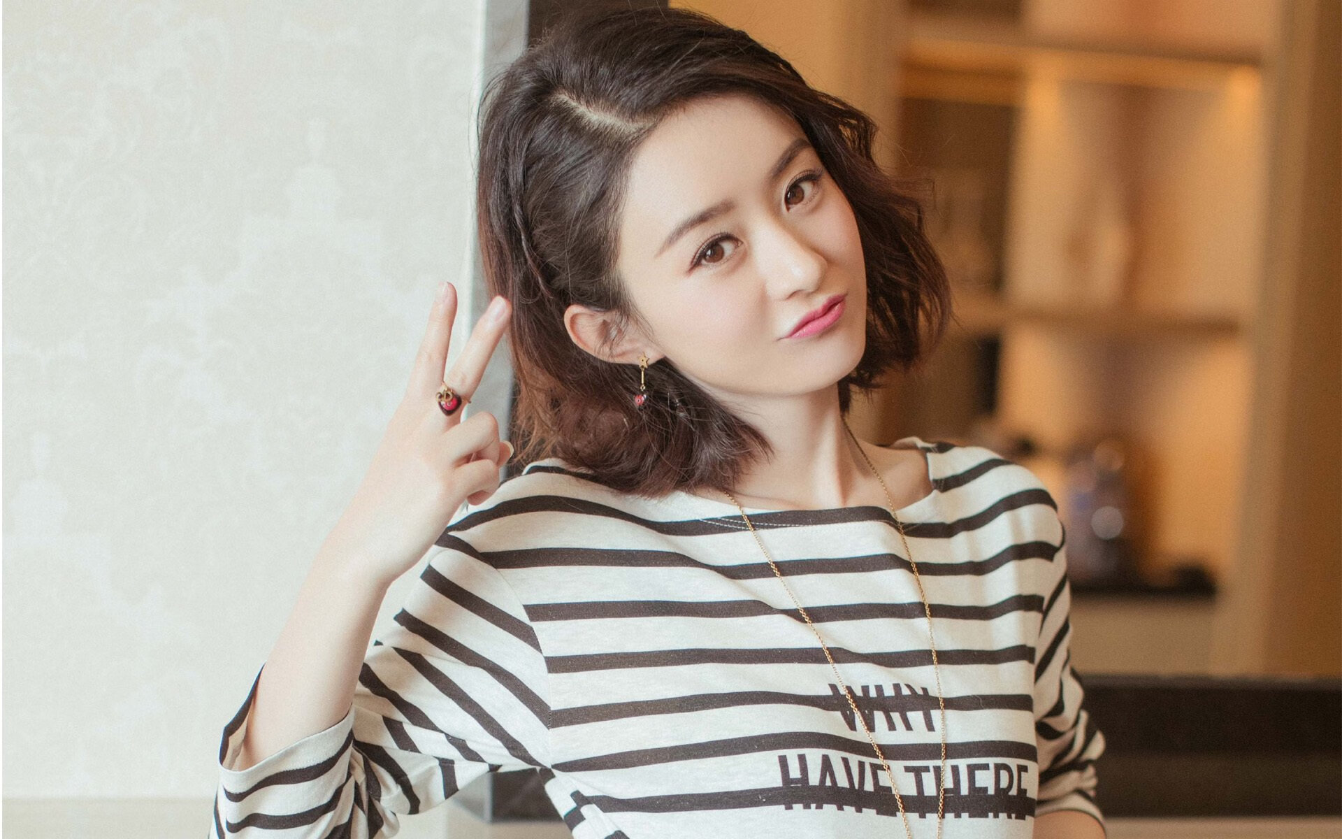 足球的日夜轮转,当伯纳乌的黄昏遇见蒙得维的亚的黎明