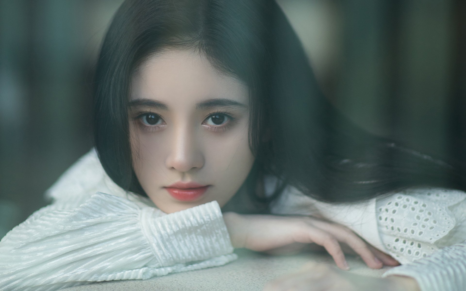 我为你准备了几个不同风格的标题，每个都围绕核心关键词展开，力求独特