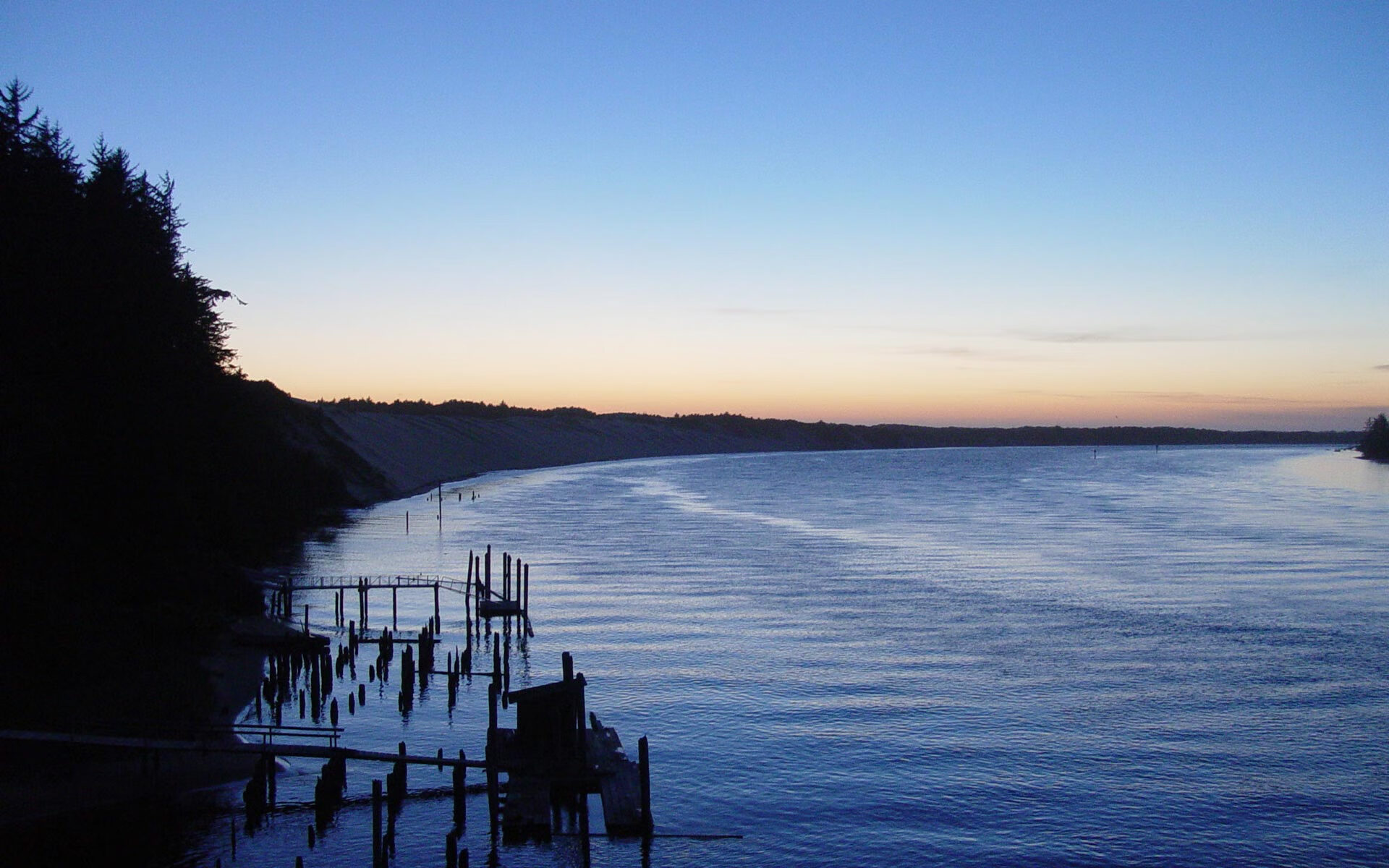 北欧神话的终结者，罗德里用两平方厘米的铁幕，冻结了芬兰的百年冰雪魔法