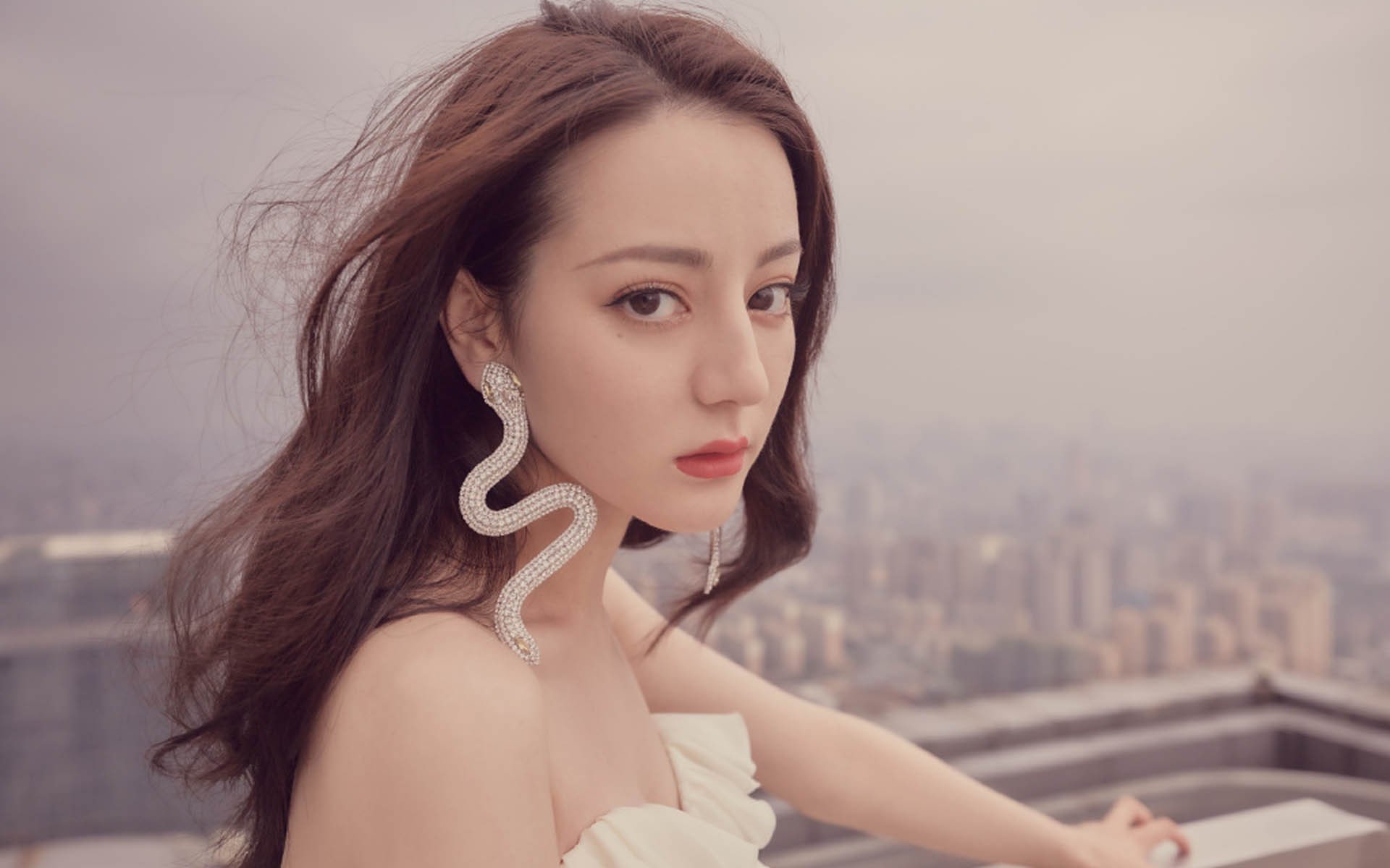 闪电方程式的解,当厄瓜多尔的锋刃刺破北非之盾,莫德里奇写就2026唯一的时间悖论