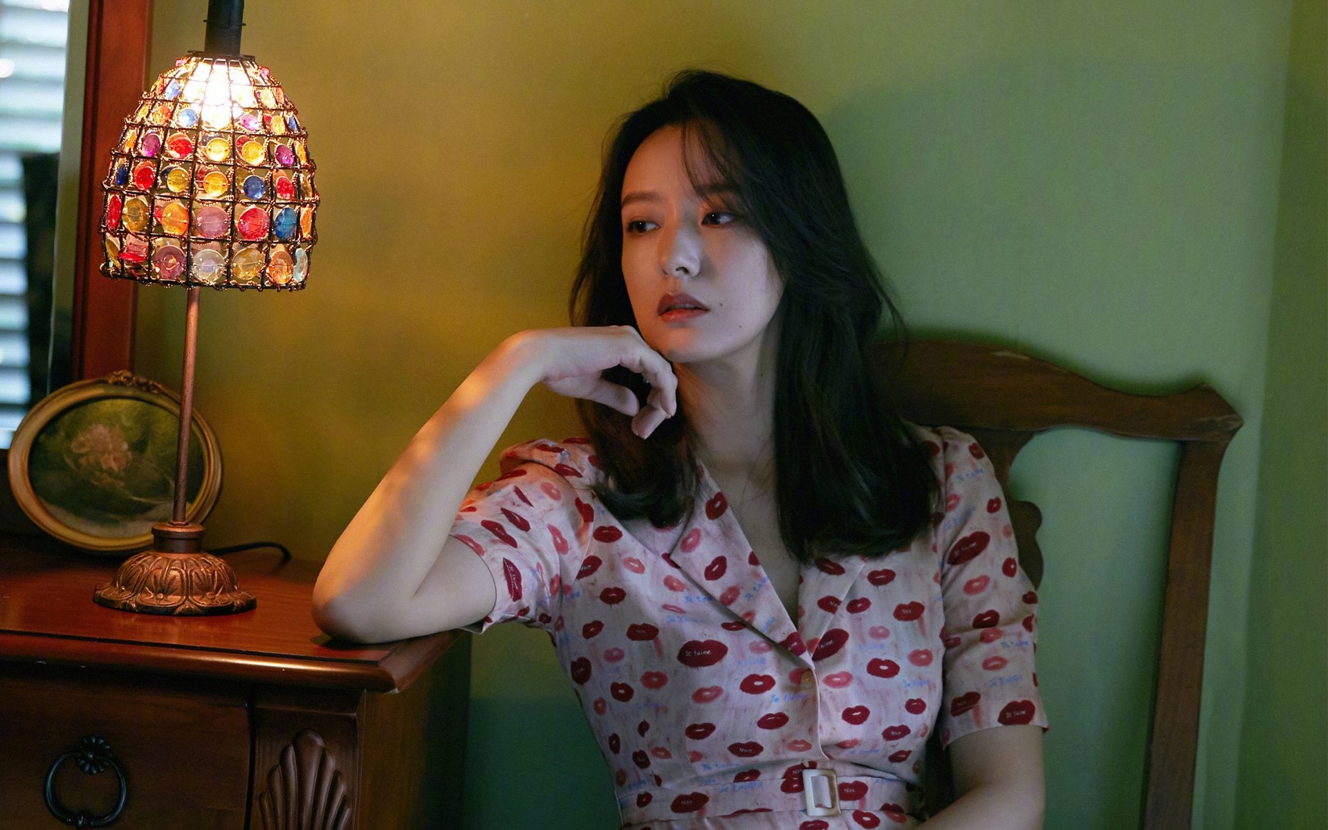 首先，我们来创造一个引人入胜的标题